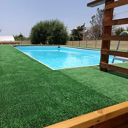 Private With Pool 500m From Sandy
