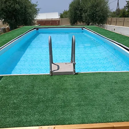 Private With Pool 500m From Sandy *