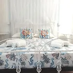 Private With Pool 500m From Sandy إيسبيكا