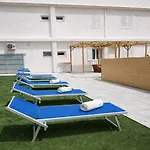 Private With Pool 500m From Sandy *